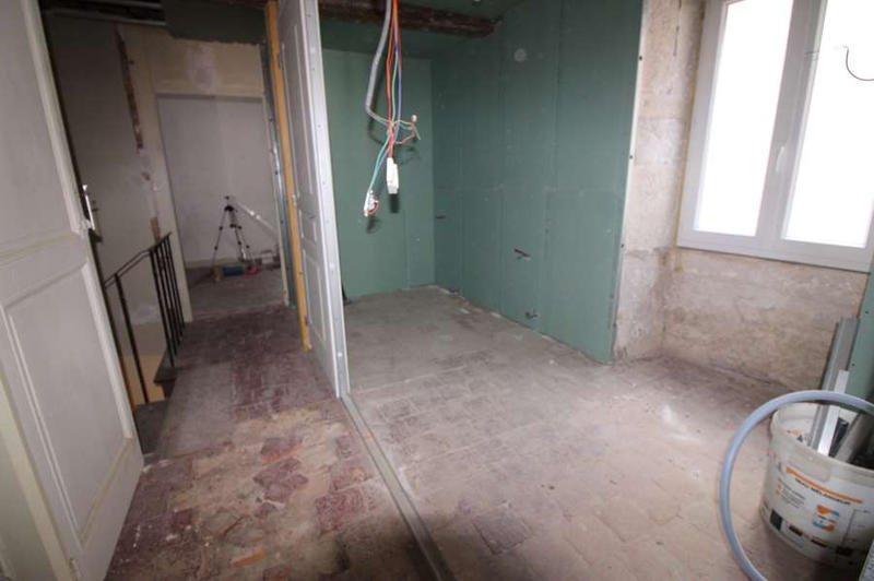 Maison - 225 m² - 9 pièces