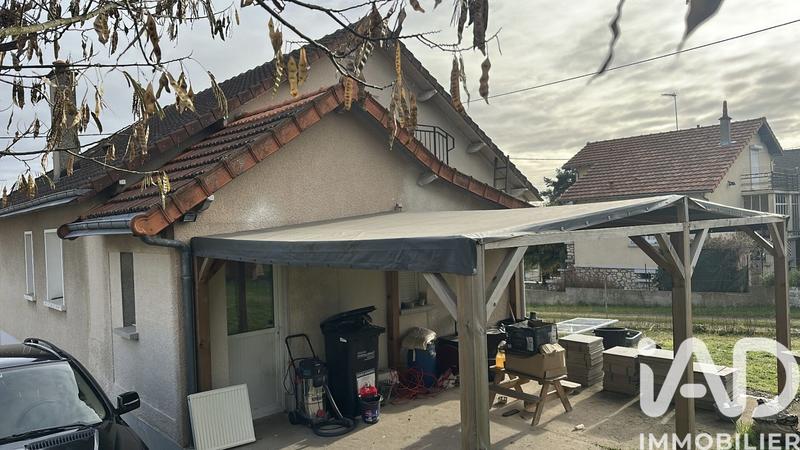 Maison - 102 m² - 5 pièces