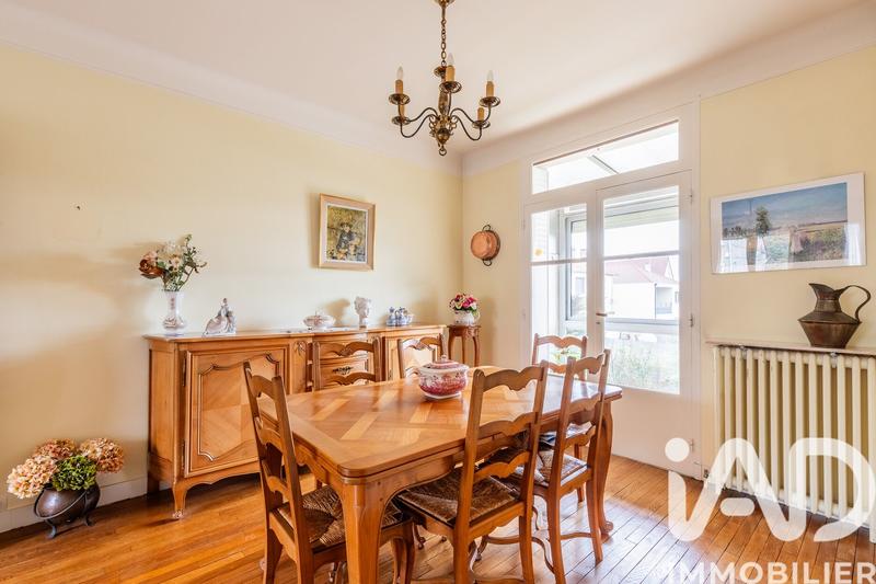 Maison - 93 m² - 5 pièces