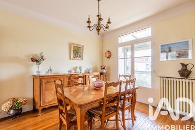 Maison - 93 m² - 5 pièces