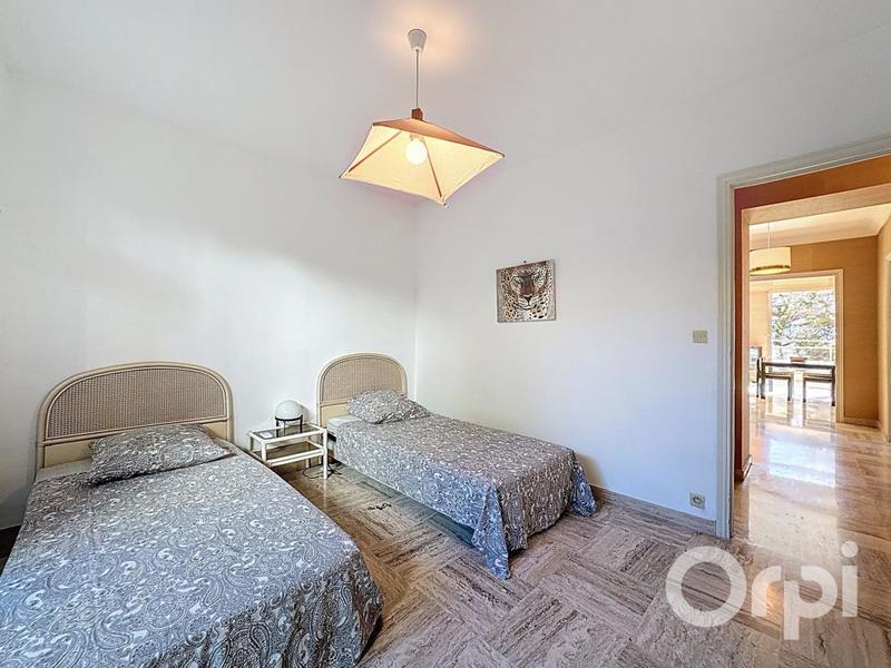 Appartement - 81 m² - 3 pièces