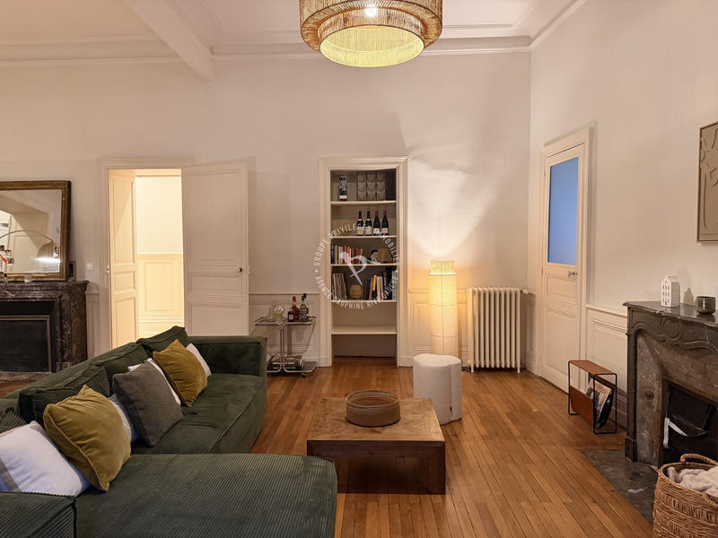 Appartement - 130 m² - 5 pièces