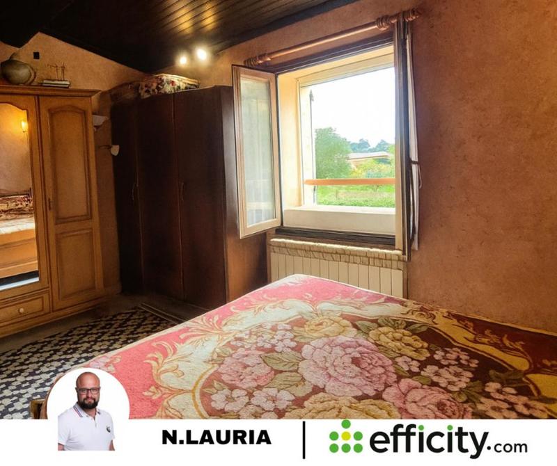 Maison - 215 m² - 6 pièces