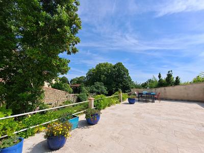 Maison - 221 m² - 9 pièces