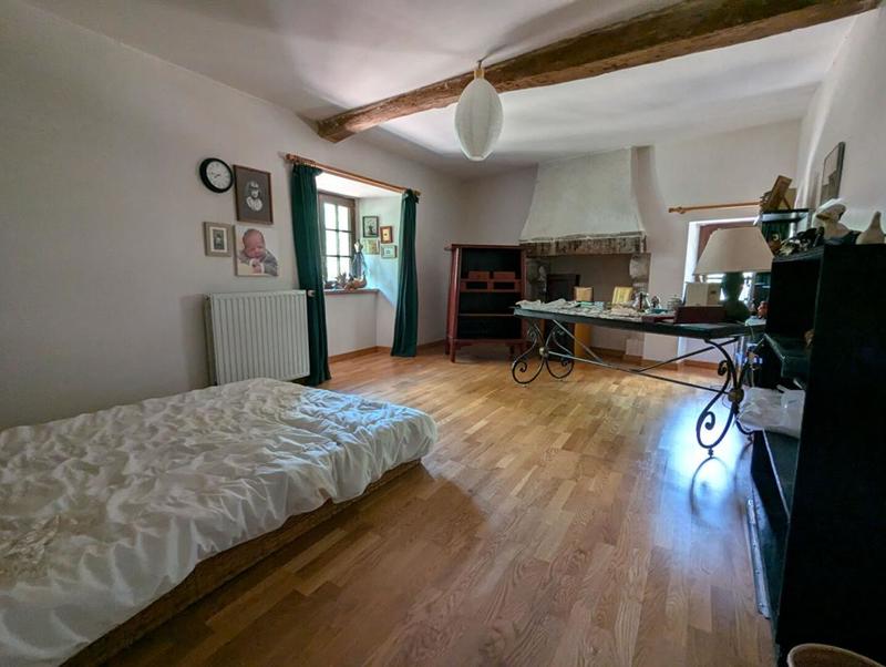 Maison - 253 m² - 8 pièces
