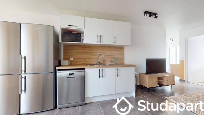 Chambre - 9 m² - 1 pièce