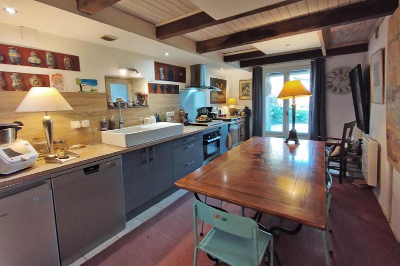 Maison - 290 m² - 10 pièces