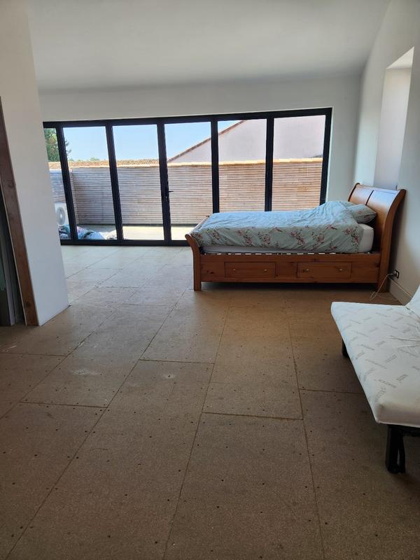 Maison - 214 m² - 6 pièces