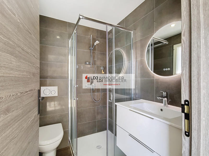 Villa - 378 m² - 10 pièces