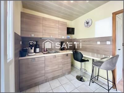 Maison - 93 m² - 4 pièces