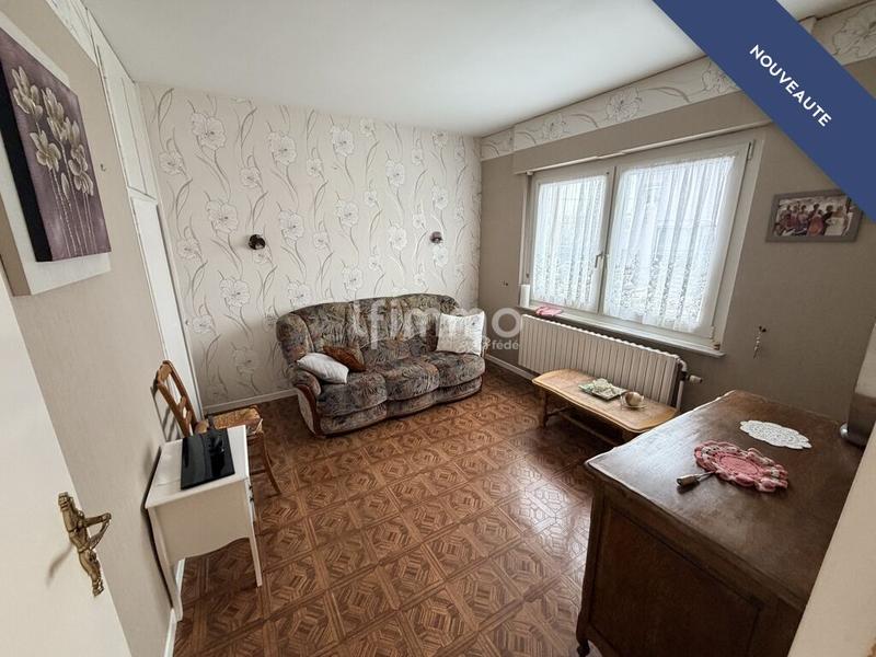 Maison - 99 m² - 6 pièces