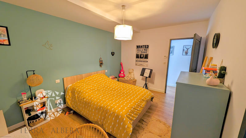 Villa - 190 m² - 6 pièces