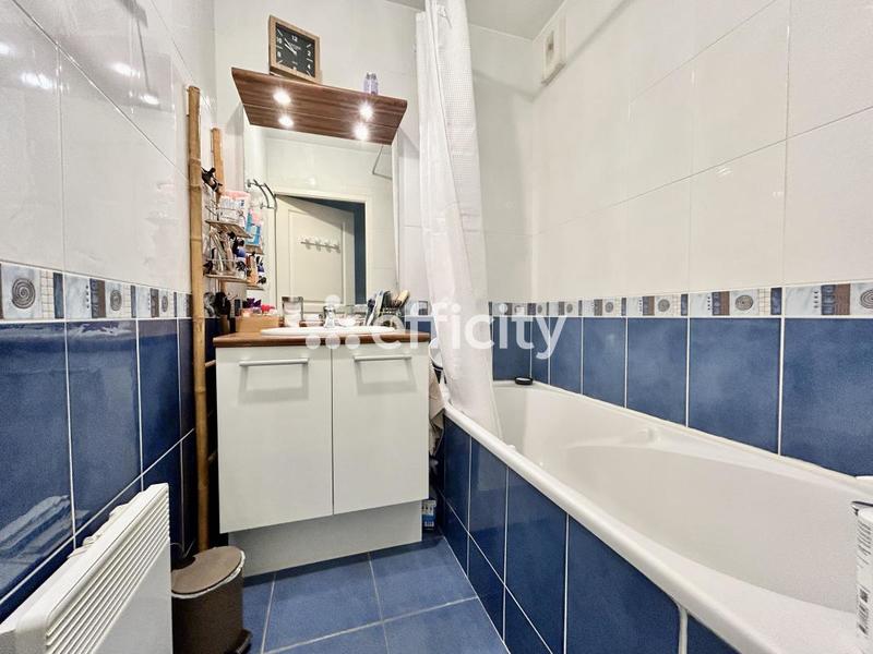 Appartement - 60 m² - 3 pièces