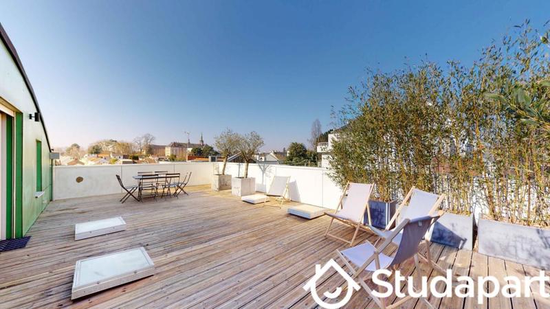 Chambre - 10 m² - 1 pièce