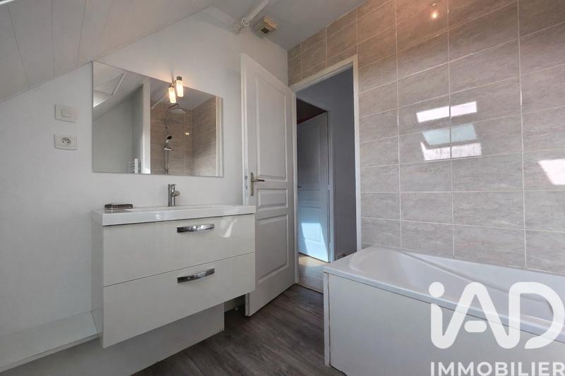 Maison - 113 m² - 6 pièces