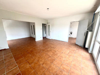 Appartement - 90 m² - 4 pièces