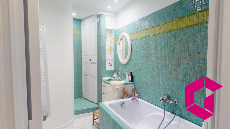 Appartement - 104 m² - 3 pièces