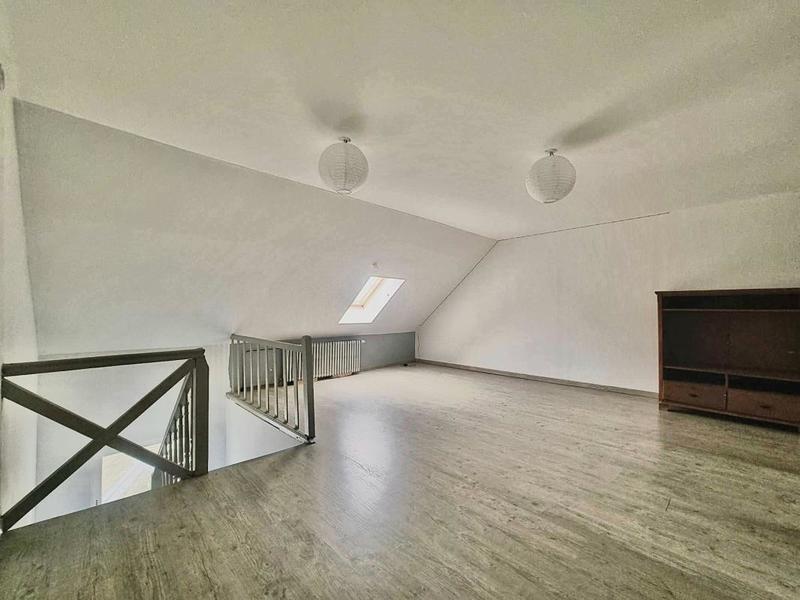 Maison - 163 m² - 6 pièces