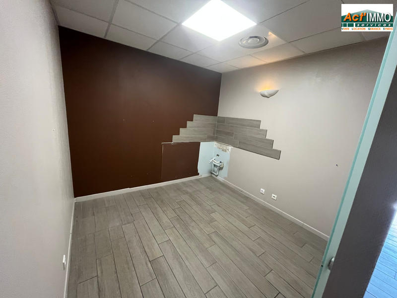 Local commercial - 52 m² - 3 pièces