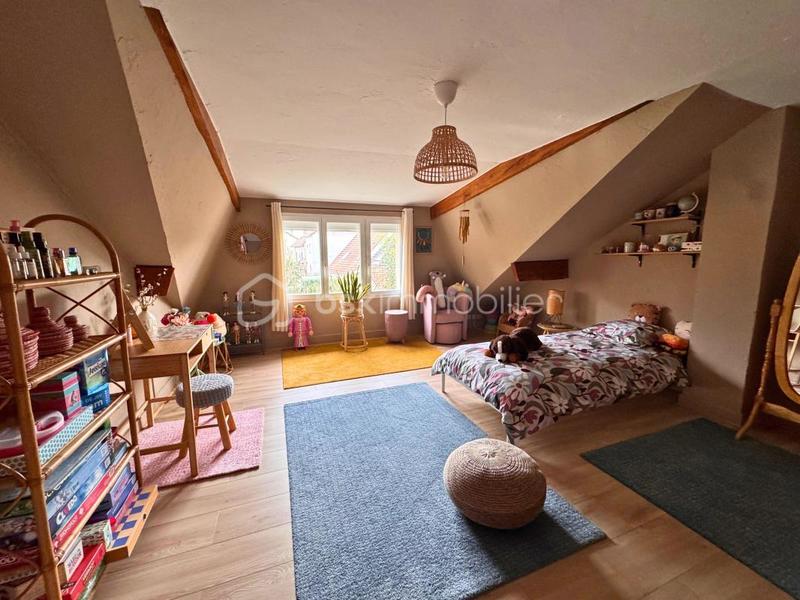 Maison traditionnelle - 125 m² - 4 pièces