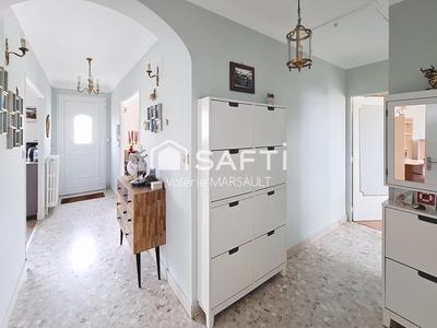 Maison - 135 m² - 6 pièces