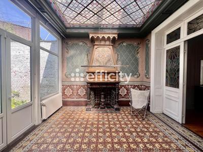 Maison - 205 m² - 7 pièces