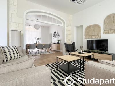 Chambre - 11 m² - 1 pièce