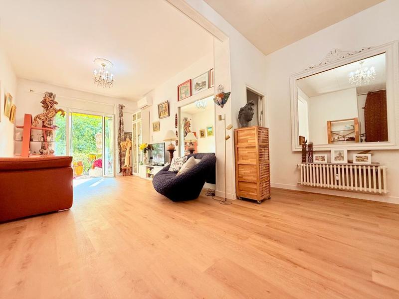 Appartement - 80 m² - 3 pièces