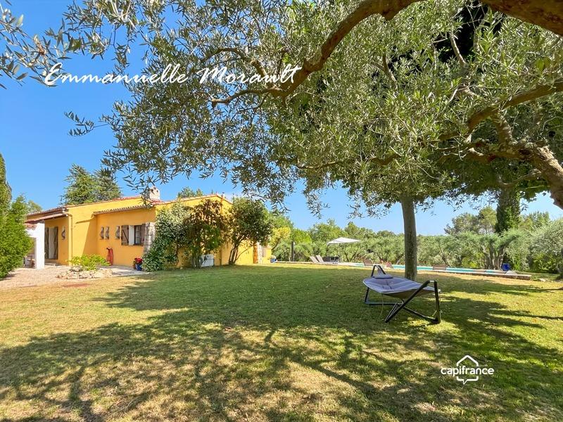 Propriété - 267 m² - 8 pièces