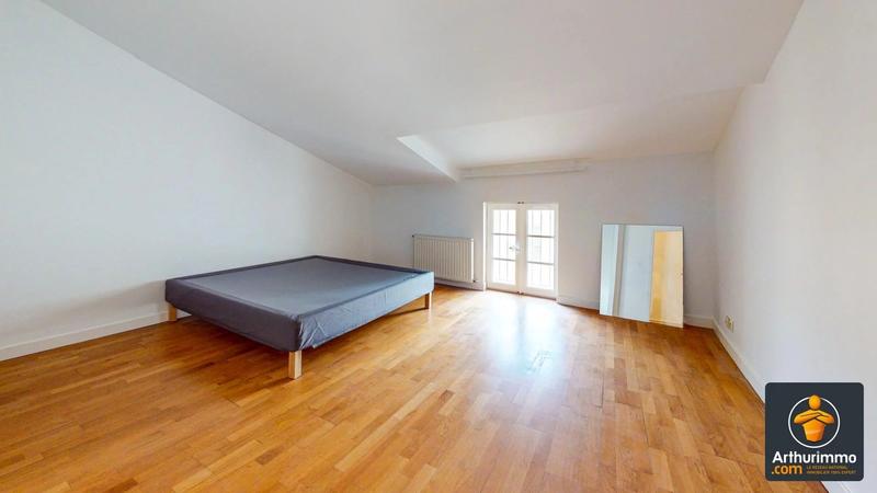 Appartement - 120 m² - 4 pièces