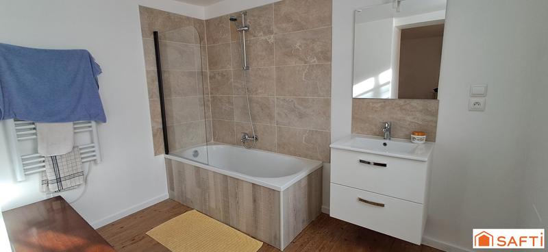 Maison - 120 m² - 4 pièces