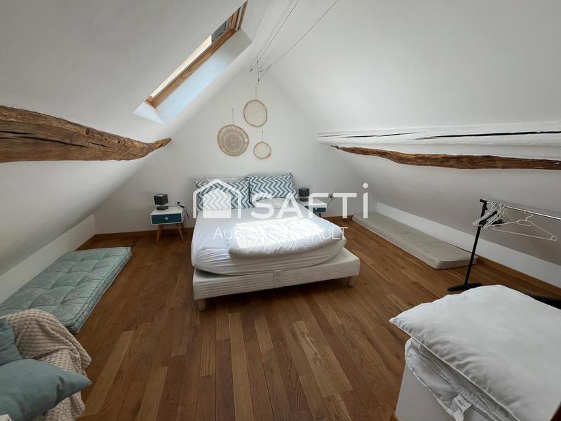 Maison - 115 m² - 9 pièces