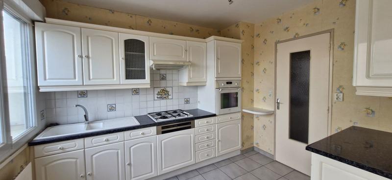 Appartement - 70 m² - 4 pièces