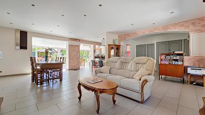Villa - 226 m² - 5 pièces
