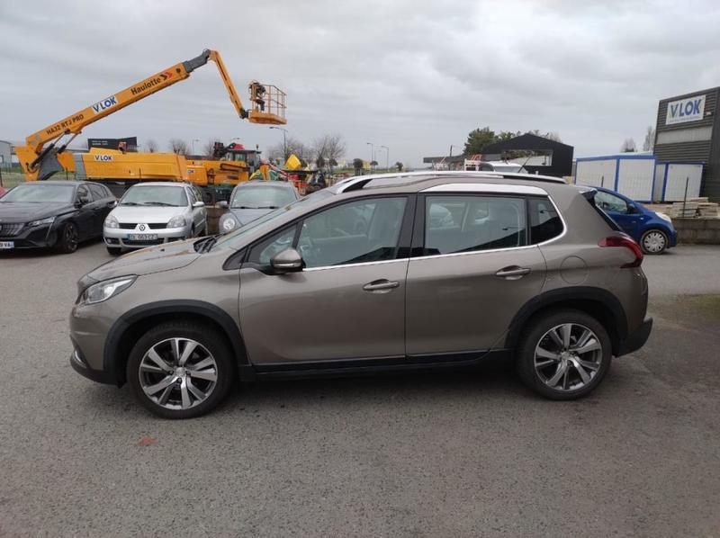Peugeot 2008 1.2 Puretech 110 s&amp;amp;S Allure