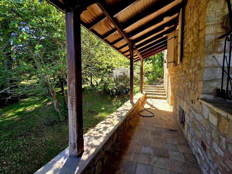 Maison - 235 m² - 4 pièces