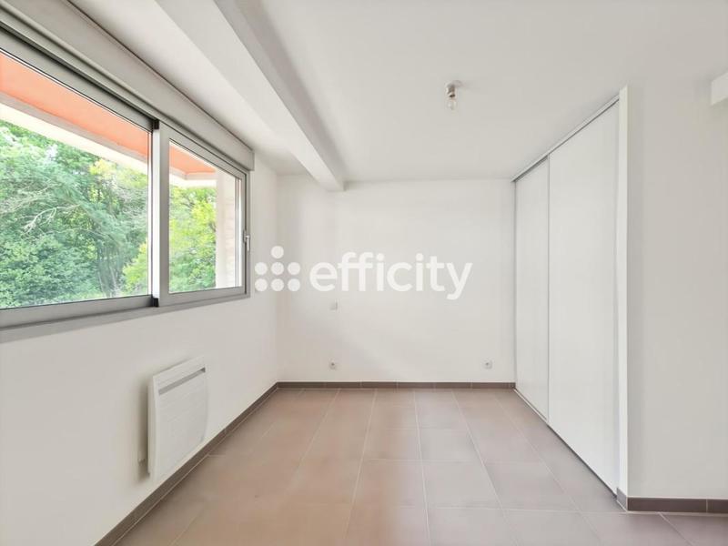 Appartement - 65 m² - 4 pièces