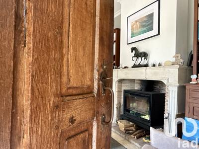 Maison - 300 m² - 8 pièces