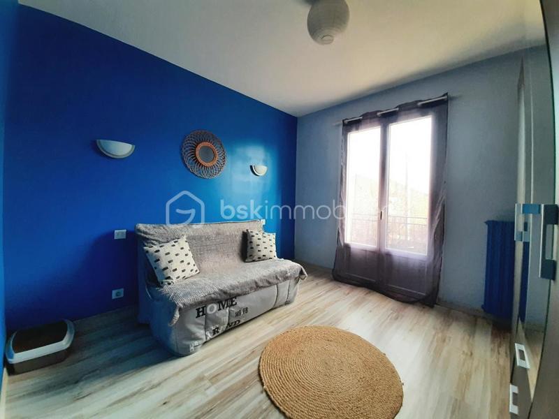 Maison traditionnelle - 117 m² - 6 pièces