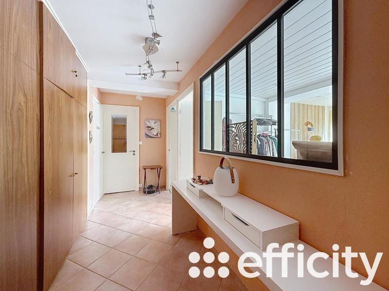 Maison - 186 m² - 6 pièces