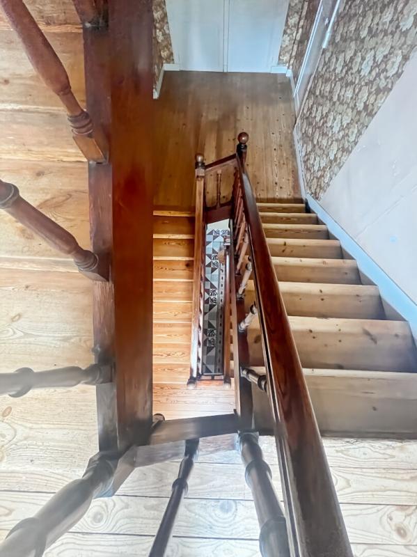 Maison - 301 m² - 10 pièces