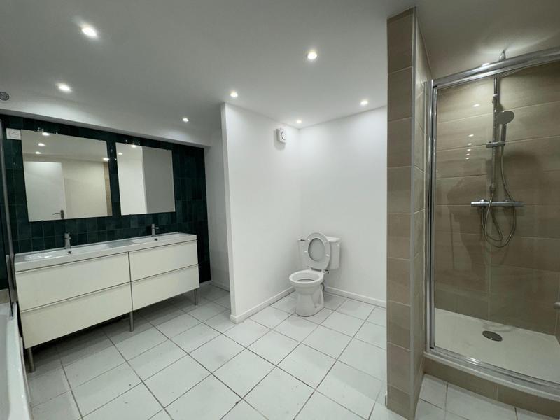 Appartement - 179 m² - 4 pièces