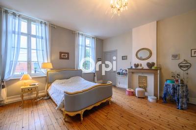 Maison - 269 m² - 6 pièces