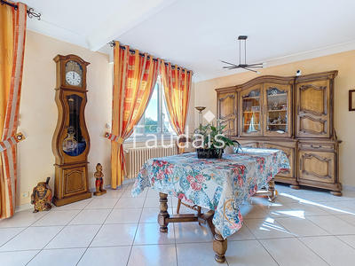 Maison - 157 m² - 6 pièces