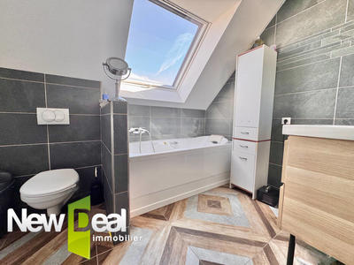 Maison - 97 m² - 5 pièces