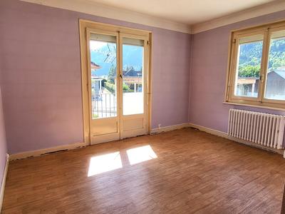 Appartement - 84 m² - 5 pièces