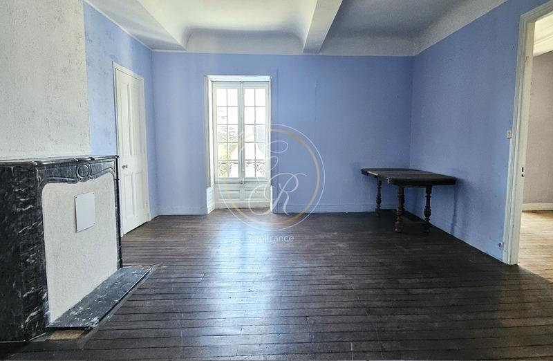 Château - 538 m² - 14 pièces