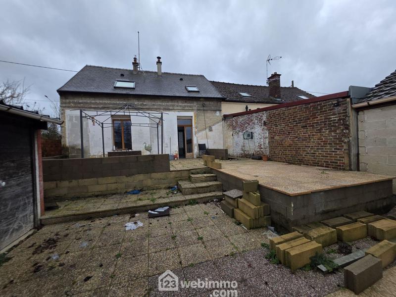 Maison - 95 m² - 5 pièces