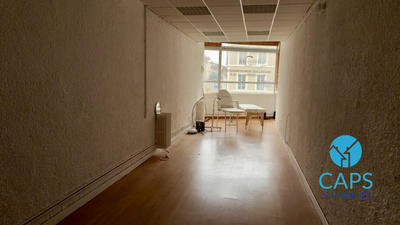 Local commercial - 70 m² - 2 pièces