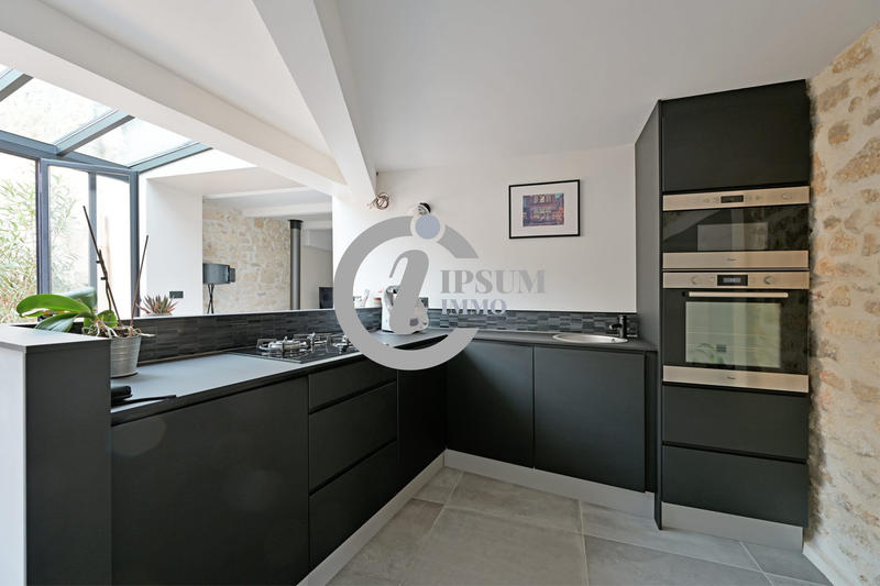 Maison ancienne - 241 m² - 8 pièces